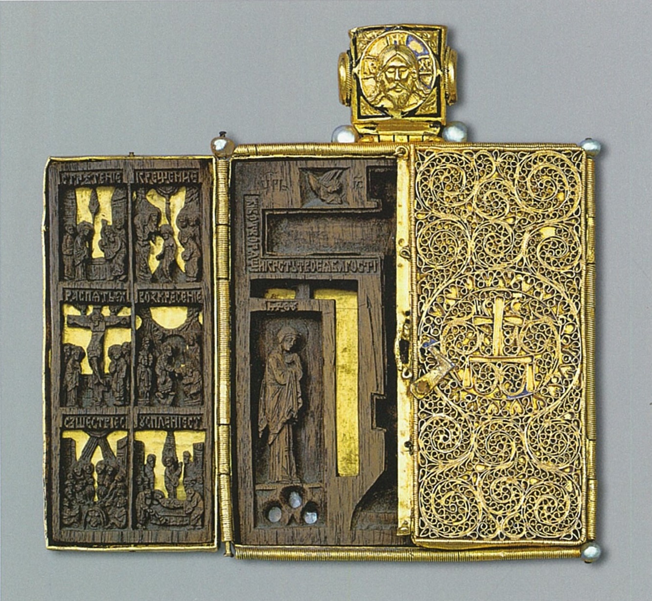 <p>Icon-folder, Ambrose, 1456, walnut, gold (The Sergiev-Posad Art and Historical Museum-Preserve<strong>, <a href=
