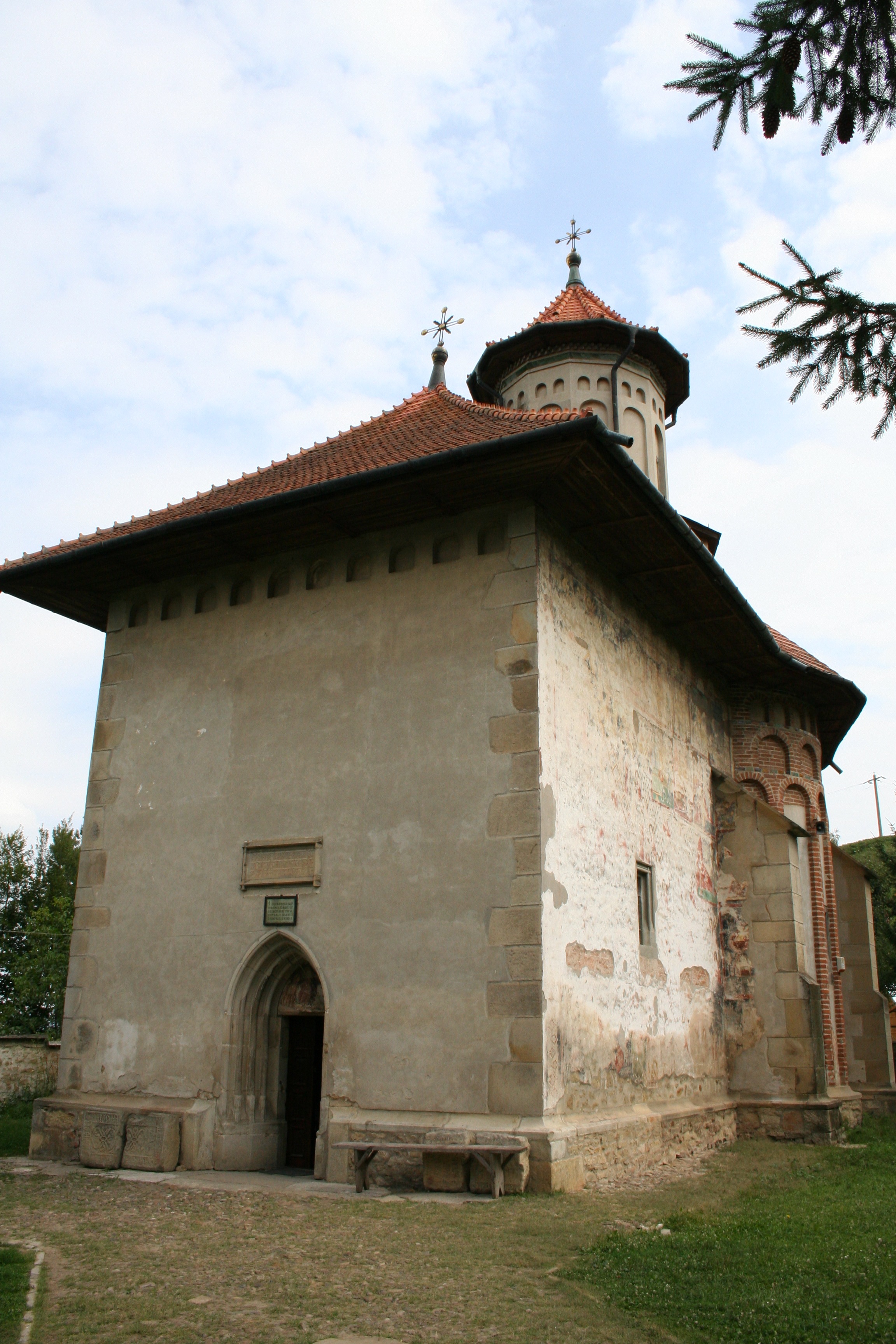 <p>The Church of the Prophet Elijah, exterior &nbsp;(source: A. Dumitrescu)</p>