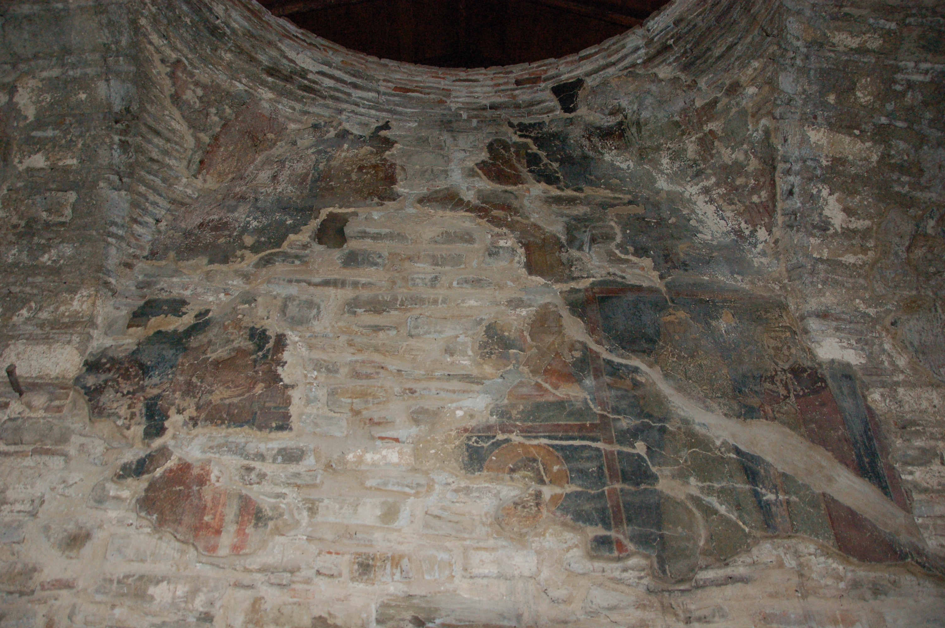 <p>Two panels with donors&rsquo; portraits (from the left: the <em>protostratorissa</em> Maria, the <em>protostrator</em> Theodoros Tzimisk&eacute;s, Ioannis Tzimisk&eacute;s, Anna wife of Ioannis), 1295/96, eastern wall, narthex, Kokkini Ekklisia, Voulgareli (source: F. Vanni 2019)</p>