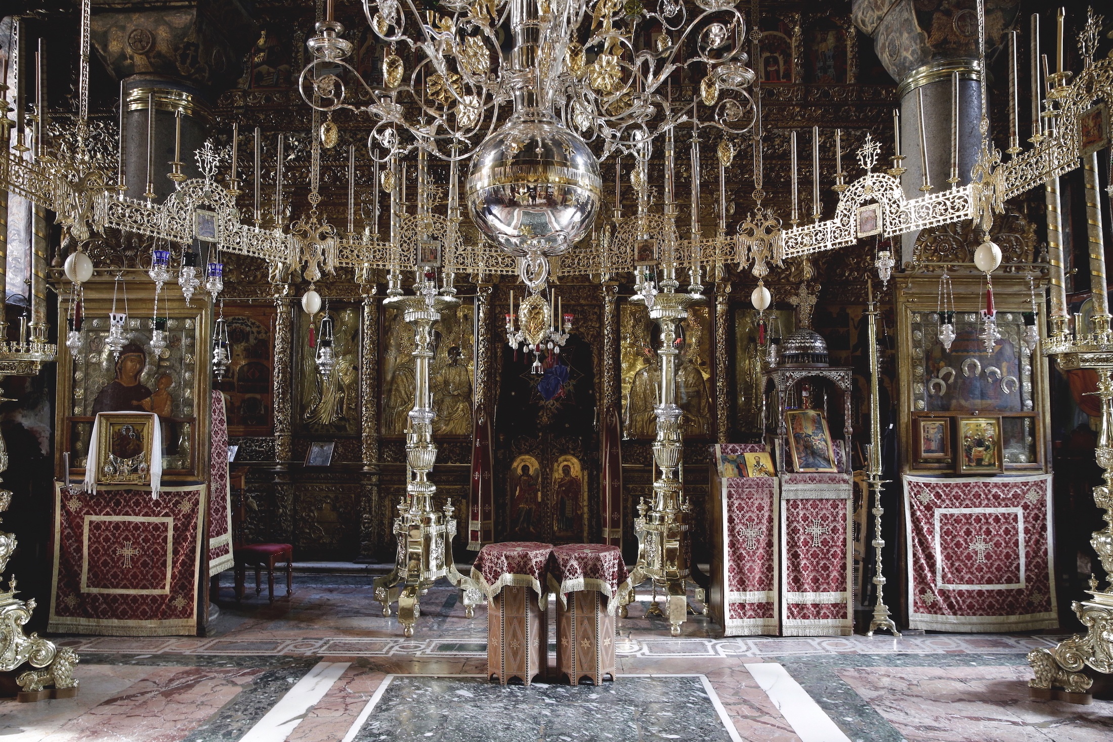 <p>Interior view of the Katholikon (main church) of Vatopedi Monastery (source: Archive of Mount Athos Center)</p>