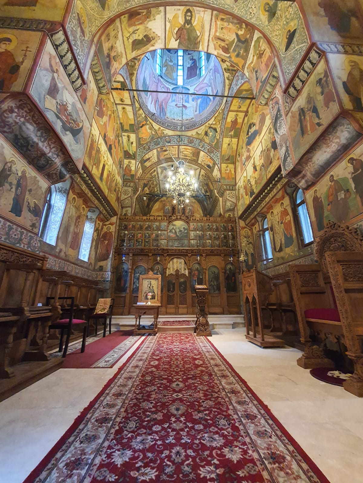 St Antim Monastery - The Parekklesion (Inside View from the West). (source: Octavian-Adrian Negoiță)