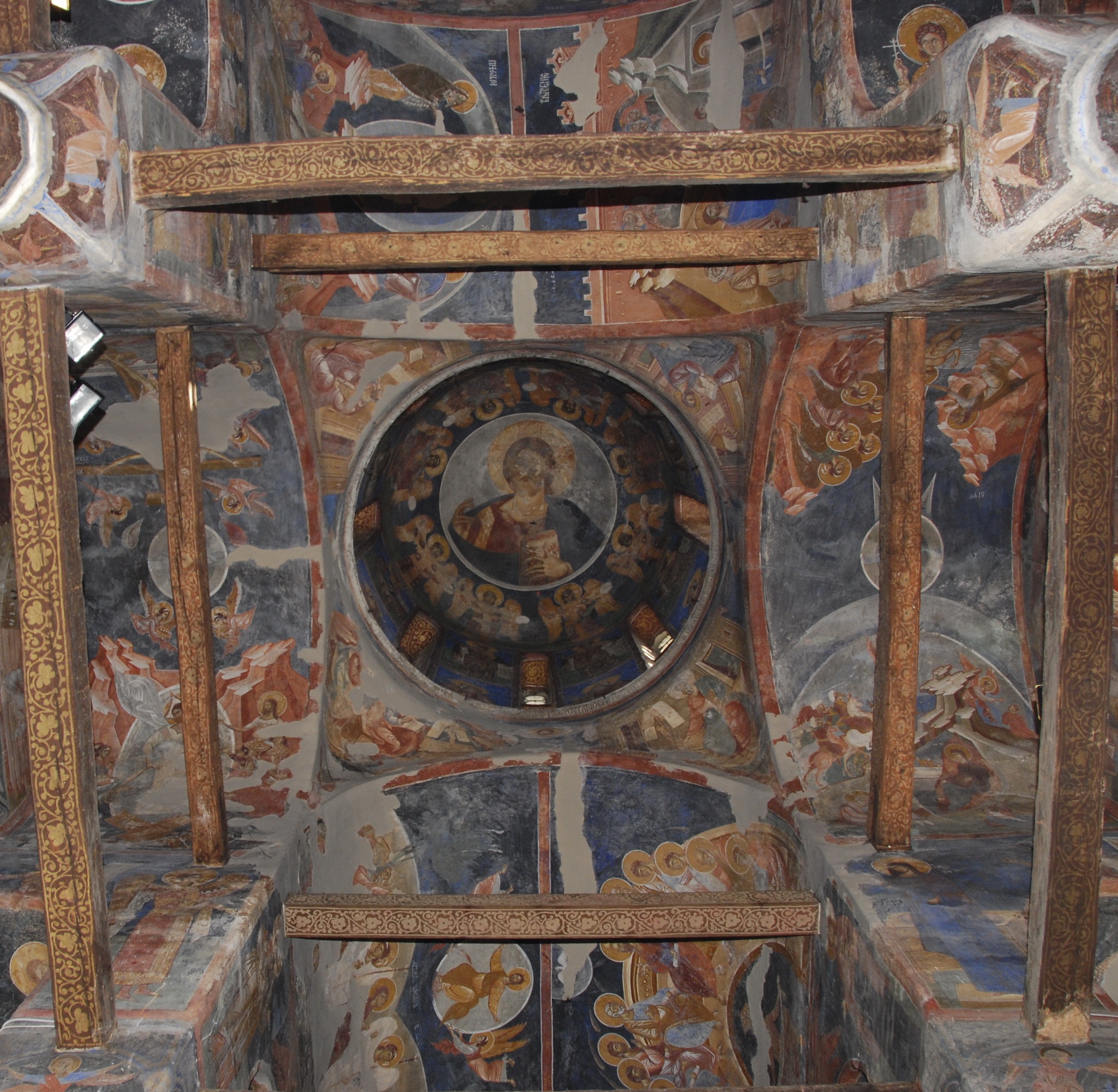 <p>View of the dome and the area below it, Church of St. Demetrios, Markov Monastery, 1376/7, Su&scaron;ica near Skopje, Republic of North Macedonia (source: D. Djoković)</p>