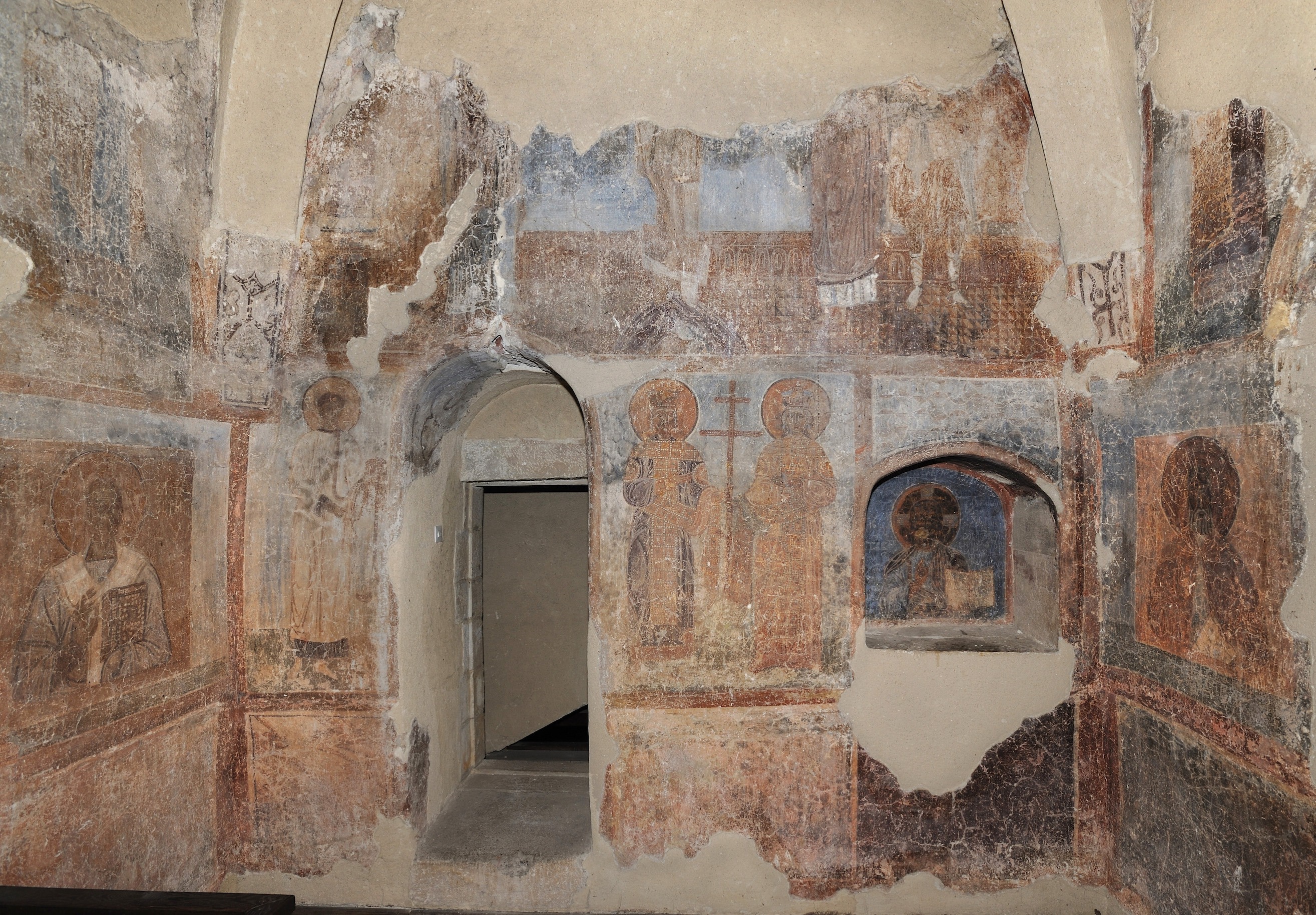 <p>Wall paintings in the room on the second floor, 1221-27, view of the eastern side of the room on the second floor of the tower, Ascension Church, Žiča Monastery (source: Institute for the Protection of Cultural Monuments of Serbia &ndash; Belgrade)<br />
&nbsp;</p>