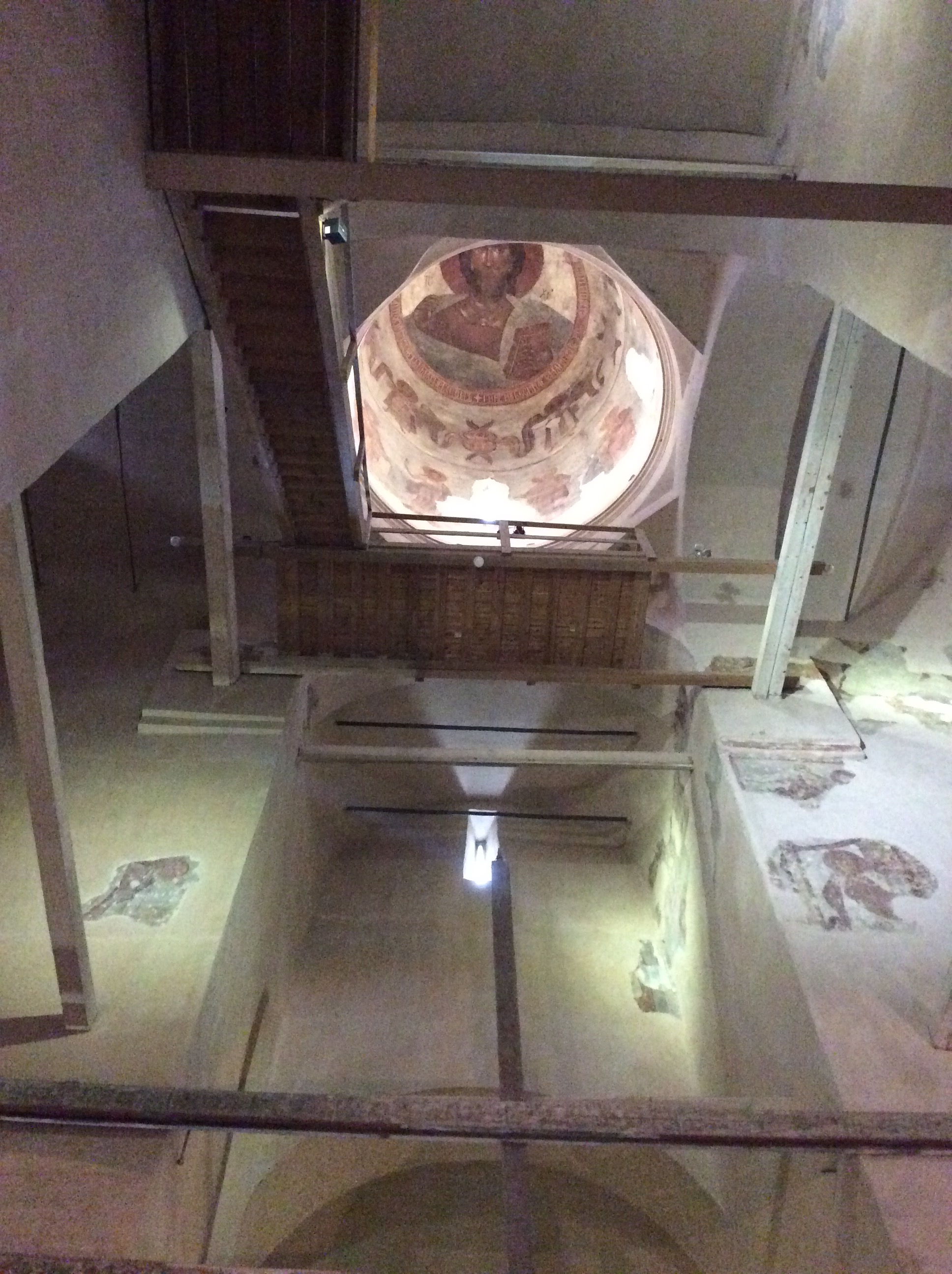 <p>View of the central dome with Christ Pantokrator, 1378, fresco, Church of the Transfiguration of Our Savior on Ilyina Street, 1374, Veliky Novgorod (source: O. Yunak)</p>
